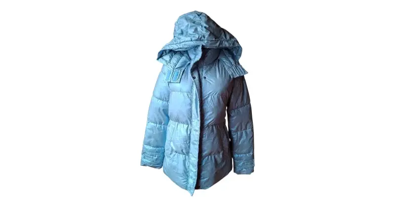 Chaqueta acolchada azul con capucha