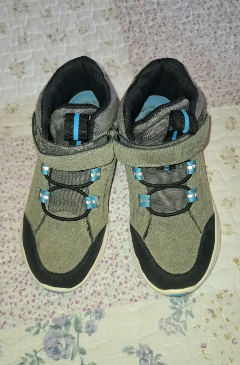 Zapatillas deportivas grises para niños - 2