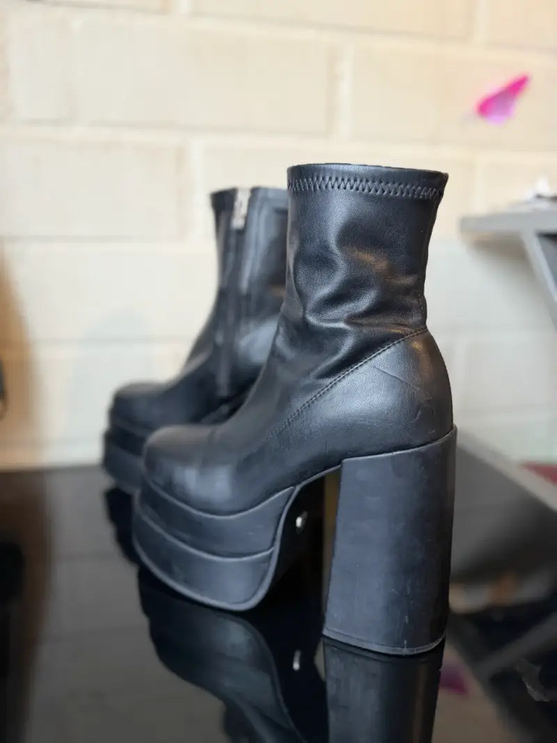 Se venden tacones c/moran - 4