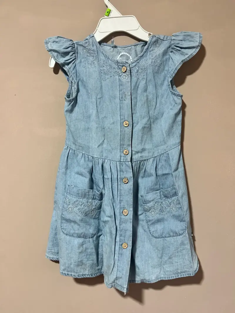 Vestido de mezclilla para niña con botones - 1