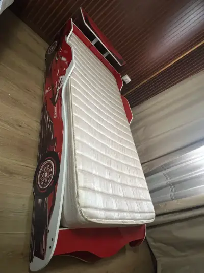 Cama infantil temática auto de carreras - miniatura 1