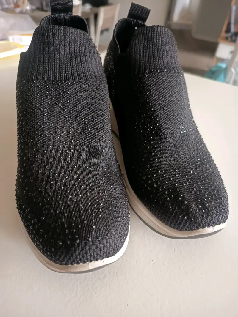 Zapatillas negras con plataforma y brillo - 3