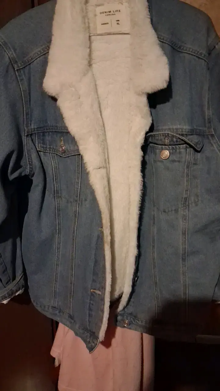 Chaqueta de mezclilla con forro de borrego