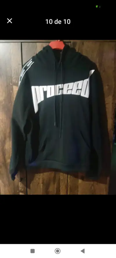 Polerón negro con capucha Proceed y otros - miniatura 1