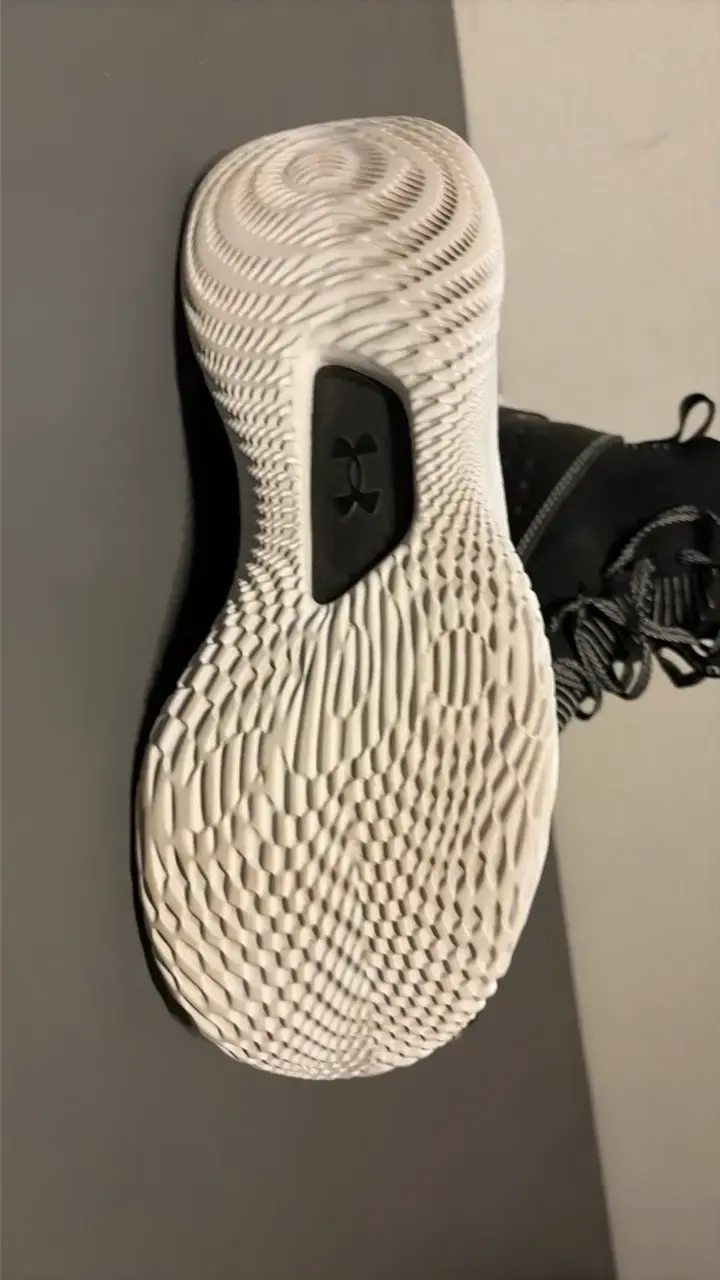 Curry 4 flowtro - 2