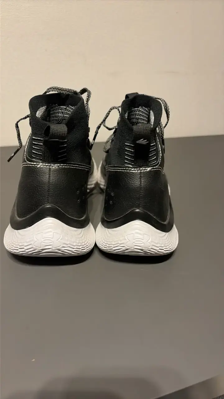 Curry 4 flowtro - 3