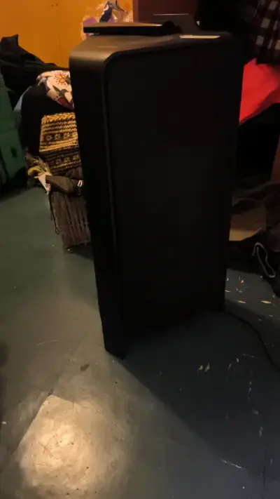 Altavoz Samsung con control de bajos - miniatura 2
