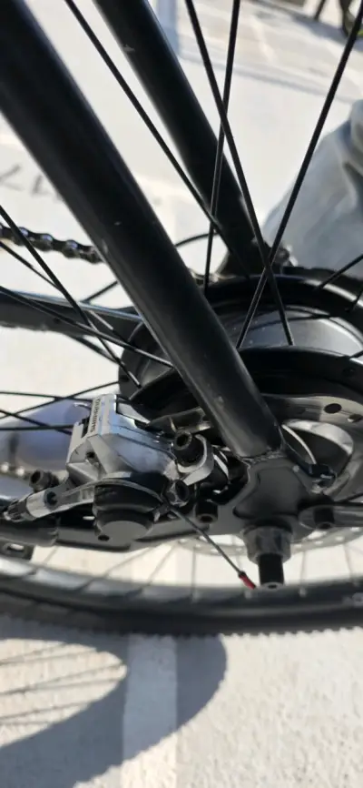 Bicicleta eléctrica Manic con canasto - miniatura 5