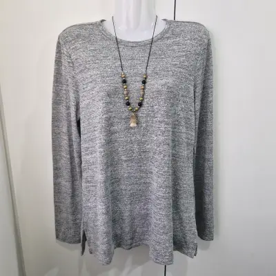 Polera gris banana republic talla M - miniatura 1