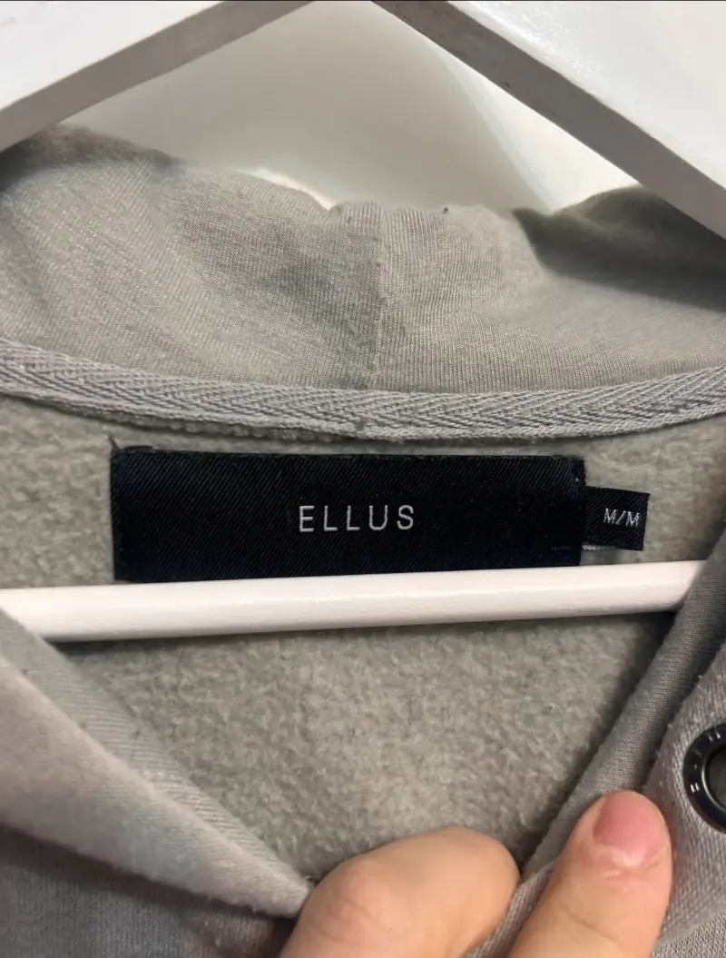 Polerón Ellus gris y negro con capucha talla M - 3