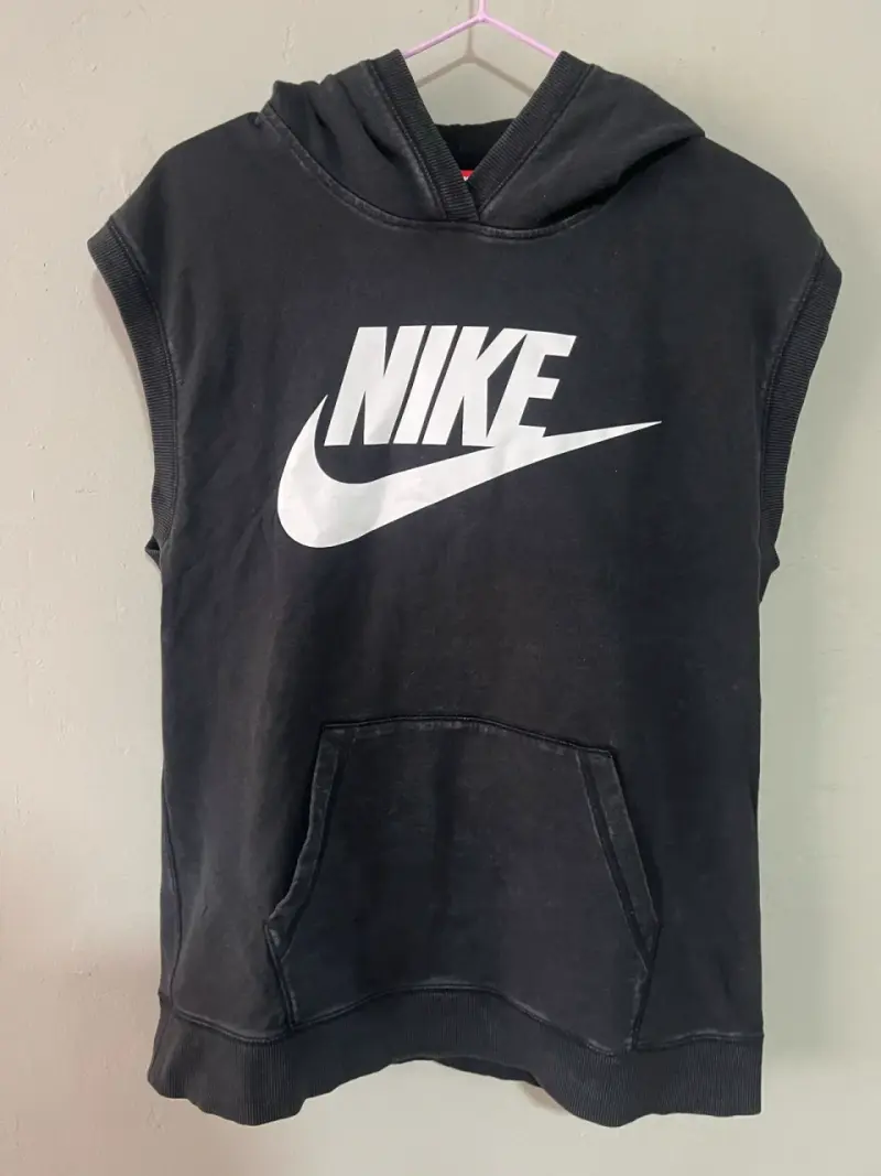 Polerón sin mangas Nike negro unisex - 1