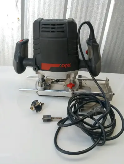 Fresadora eléctrica Skil modelo 1831 - miniatura 2