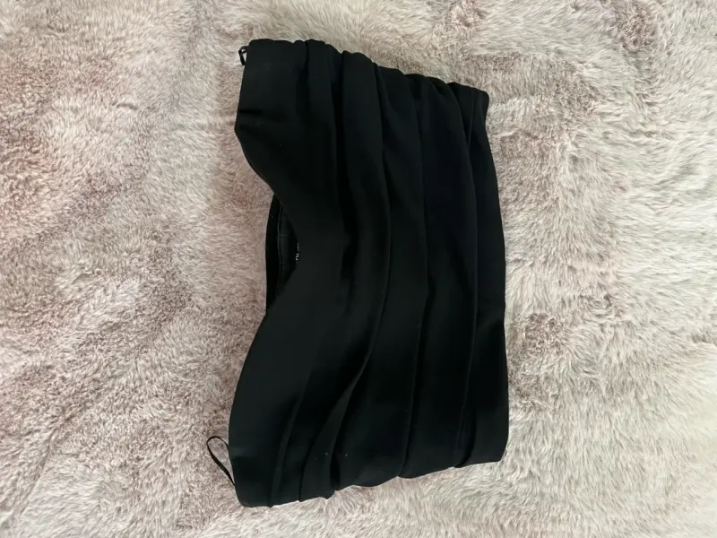 Top negro elegante para eventos - 1
