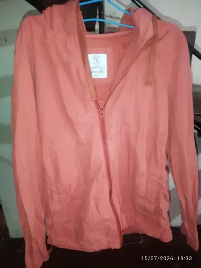 Chaqueta cortaviento color salmón para hombre - miniatura 1