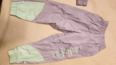 Buzo deportivo colores pastel. Talla 4 - miniatura 2