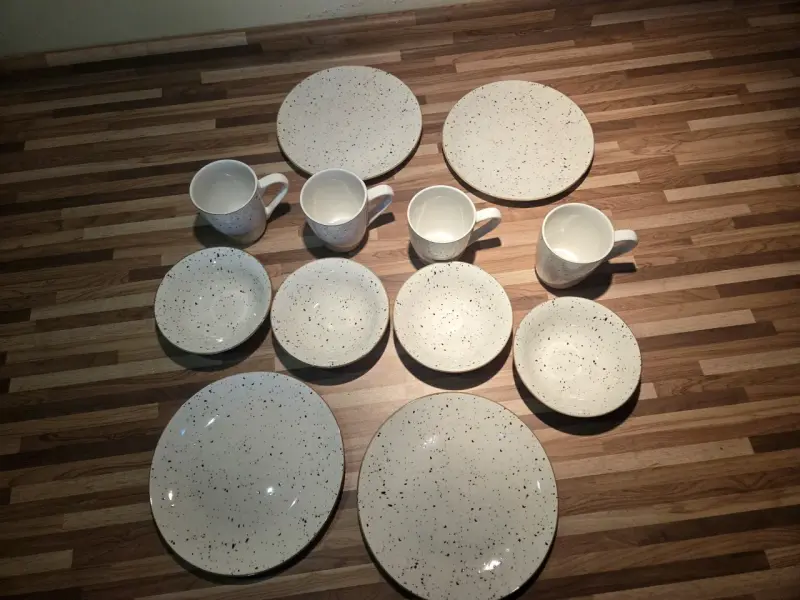 Set de vajilla de porcelana 12 piezas - 2