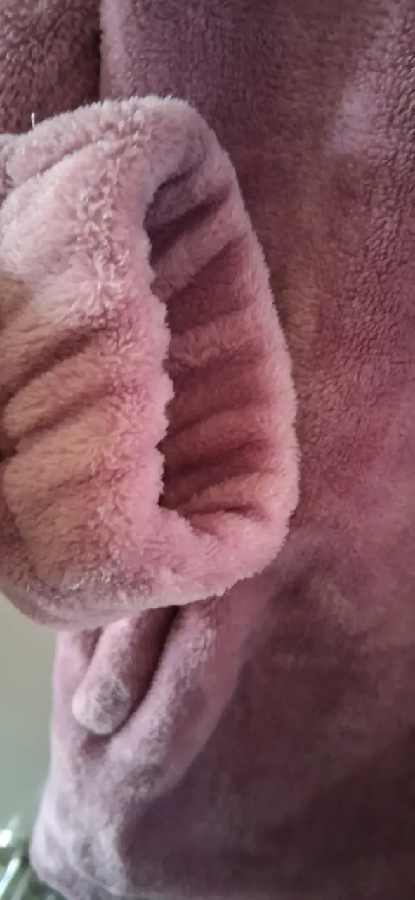 Chaqueta de polar rosada con capucha para niña - 2