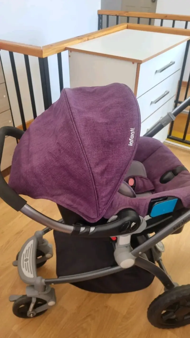Coche de bebé Epic con silla morada - 4