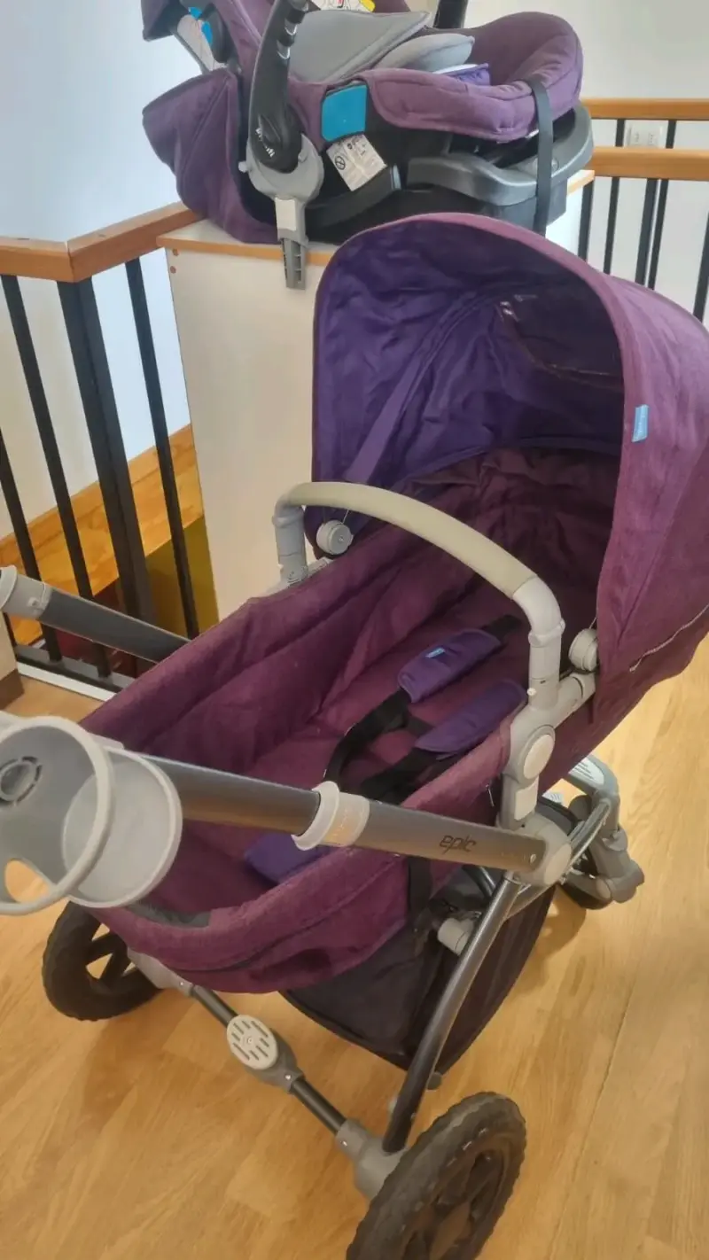 Coche de bebé Epic con silla morada - 6