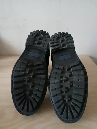 Botines de cuero negro para hombre - miniatura 4