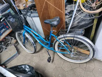 Bicicleta de paseo con canasta y cambios - miniatura 4