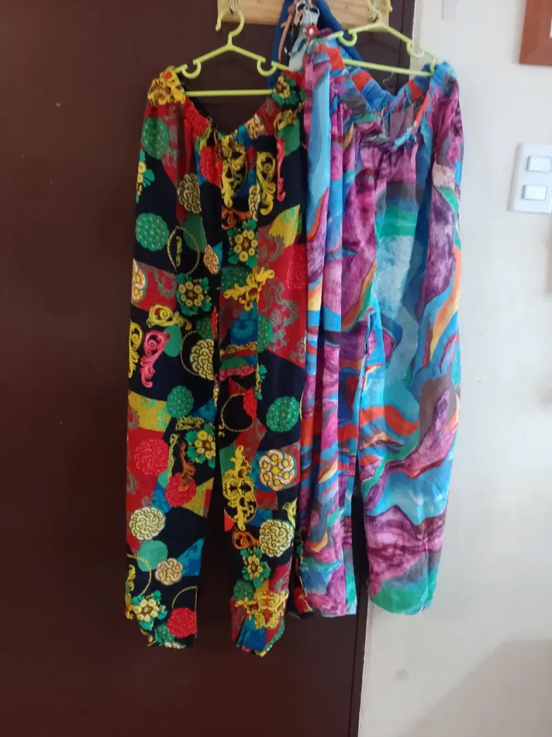 Pantalones holgados estampados coloridos - 2