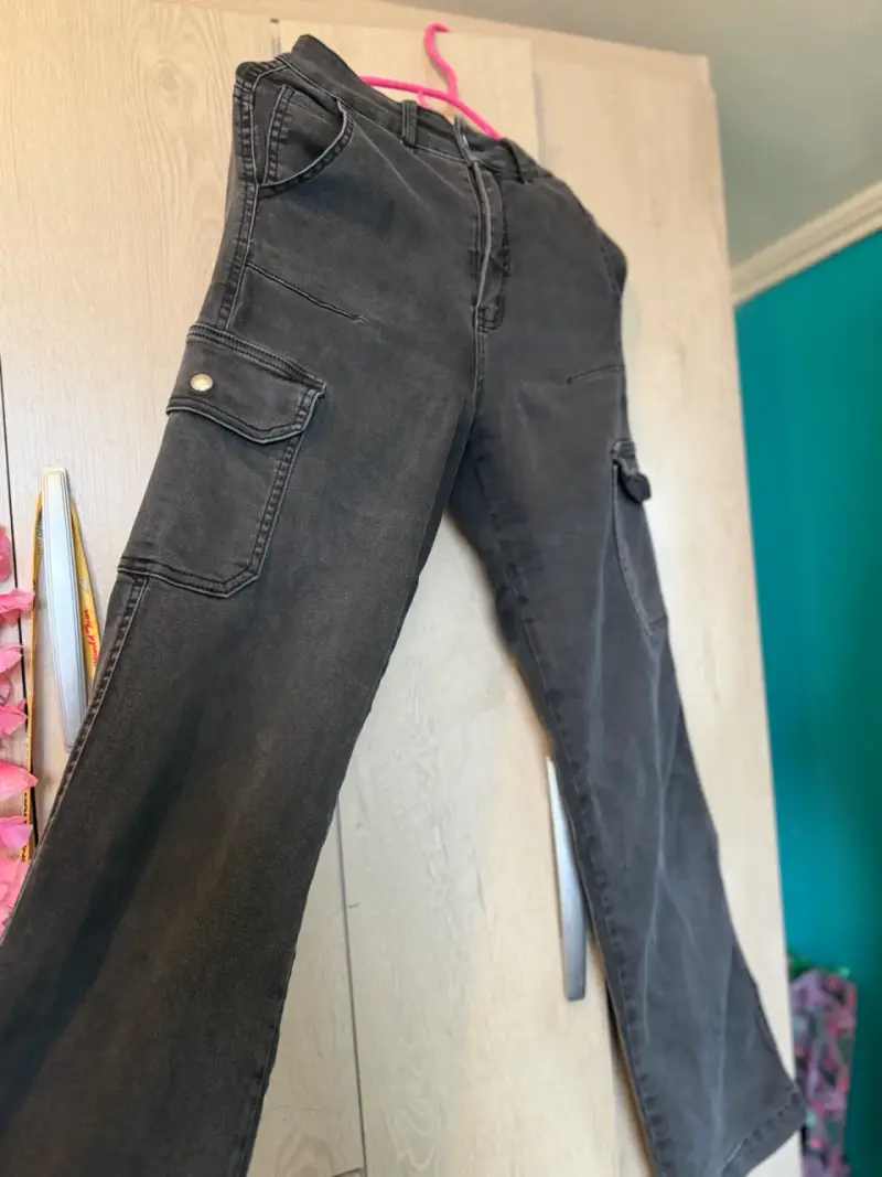 Pantalones cargo negros