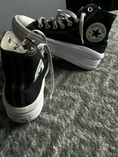 Zapatillas negras Converse chuck - miniatura 2