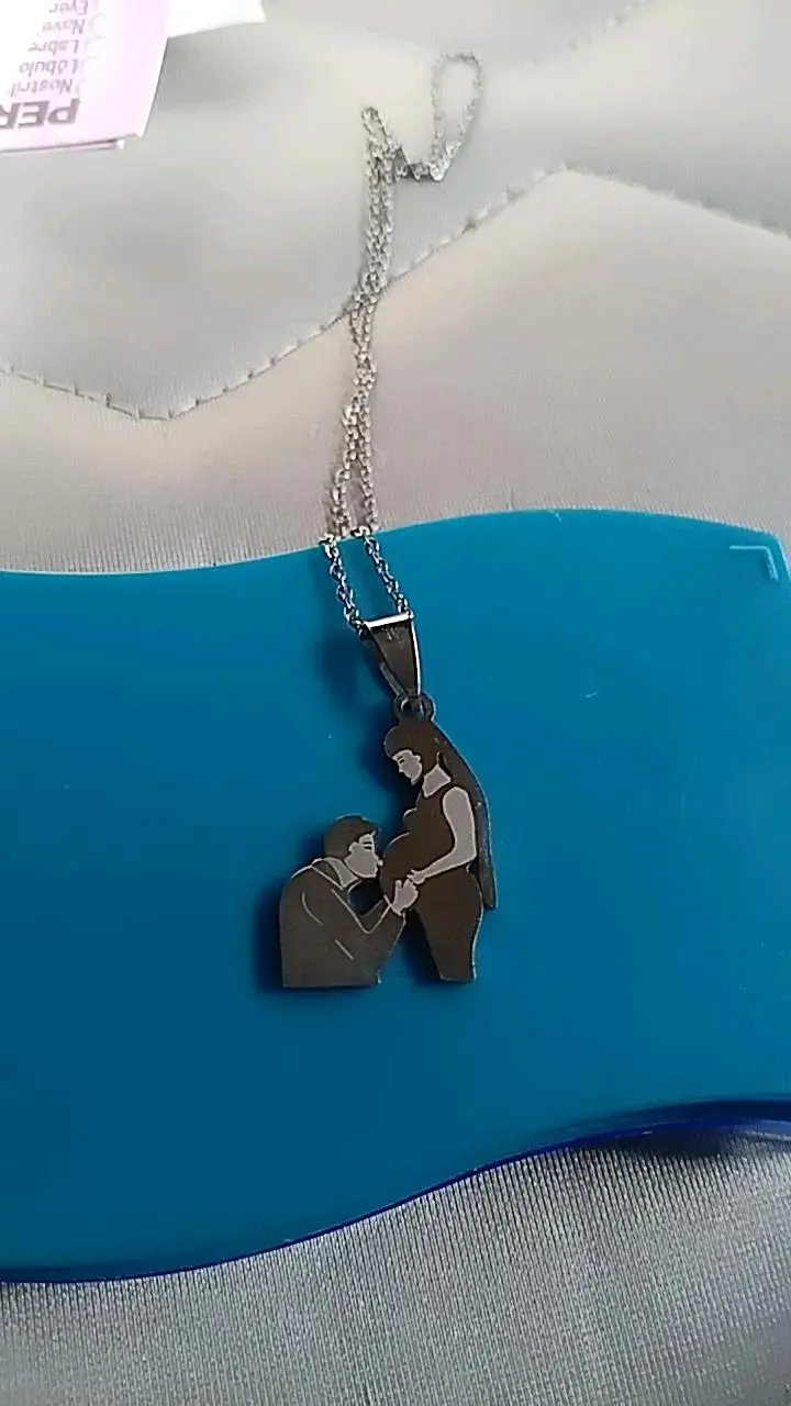 Collar de acero inoxidable con colgante familiar - 1