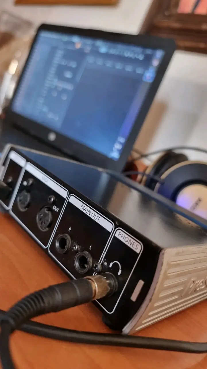 Interfaz de audio PreSonus AudioBox USB - 3