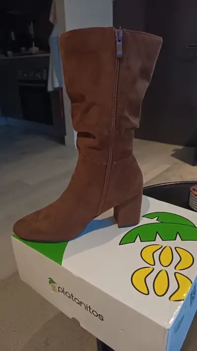 Botas de gamuza marrón con tacón Platanitos - miniatura 2