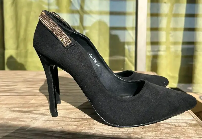 Sandalias y zapatos - 2