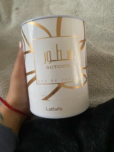 Perfume Lattafa Sutoor elegante y sofisticado - miniatura 3