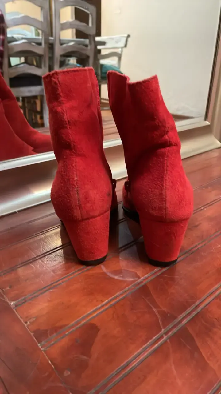 Botines rojos de gamuza con tacón - 3