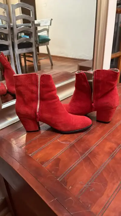 Botines rojos de gamuza con tacón - miniatura 4