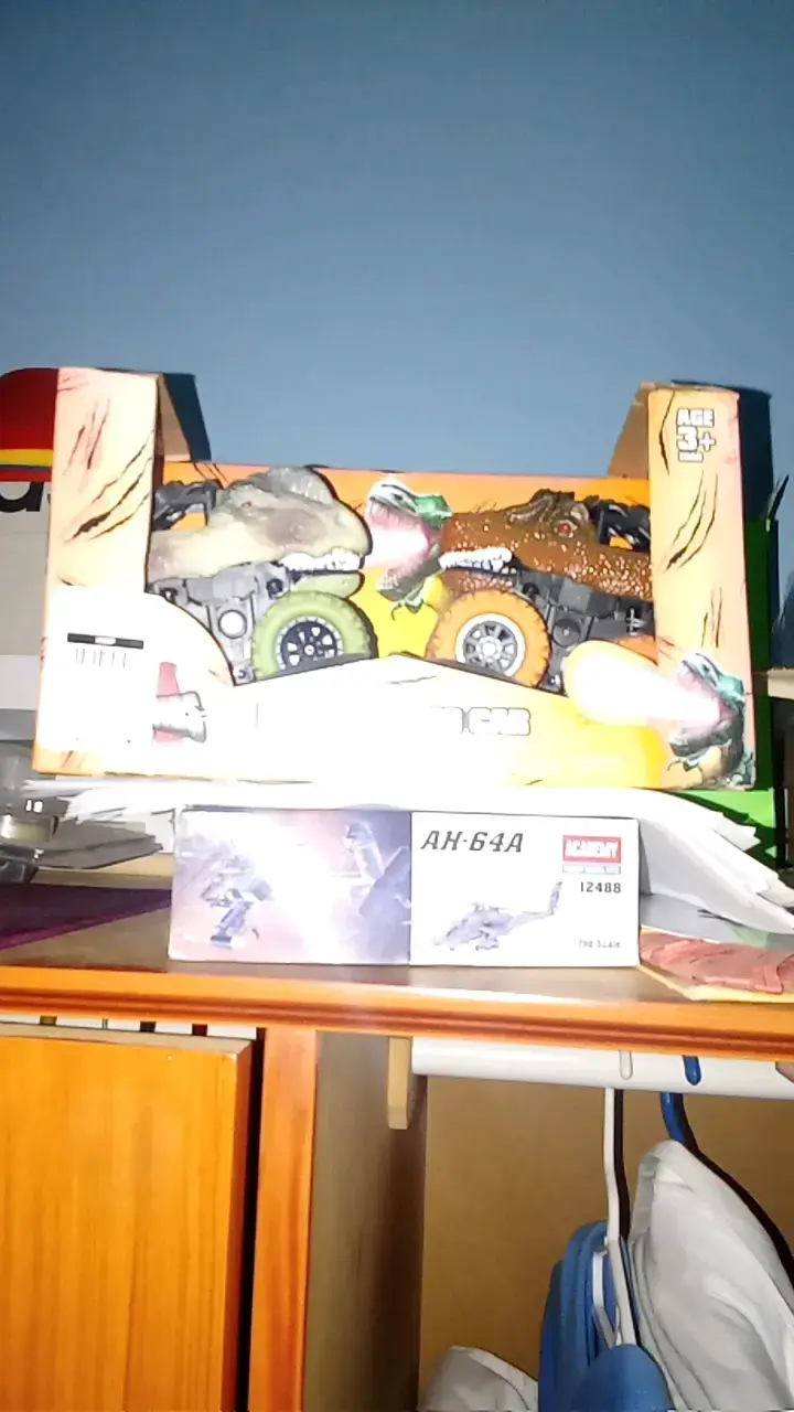 Camión de juguete dinosaurio para niños