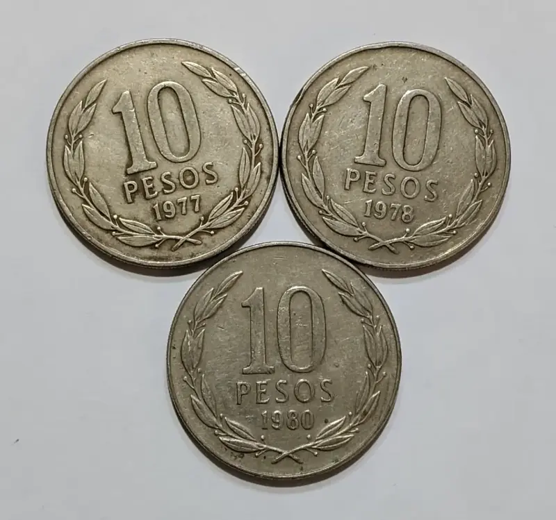 Monedas antiguas de 10 pesos chilenos - 1