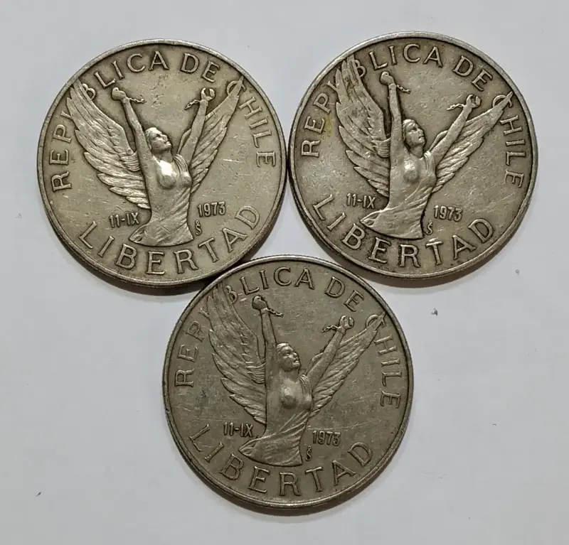 Monedas antiguas de 10 pesos chilenos - 2