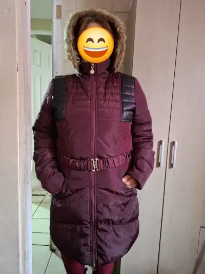 Parka acolchada con capucha - miniatura 1