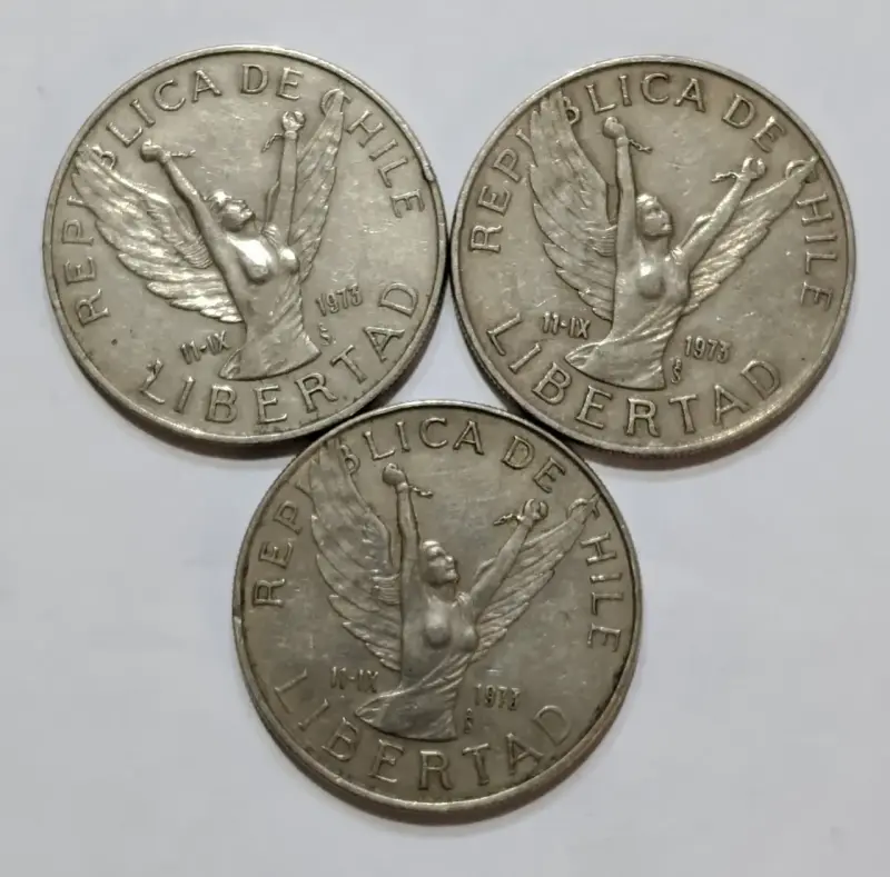 Monedas antiguas de 5 pesos chilenos - 2