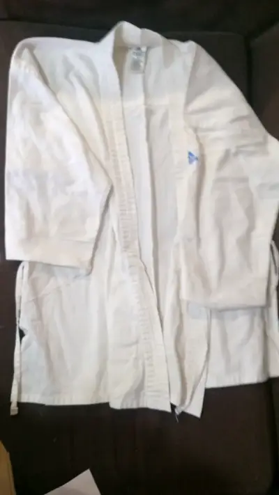 Kimono de judo blanco para entrenamiento - miniatura 1