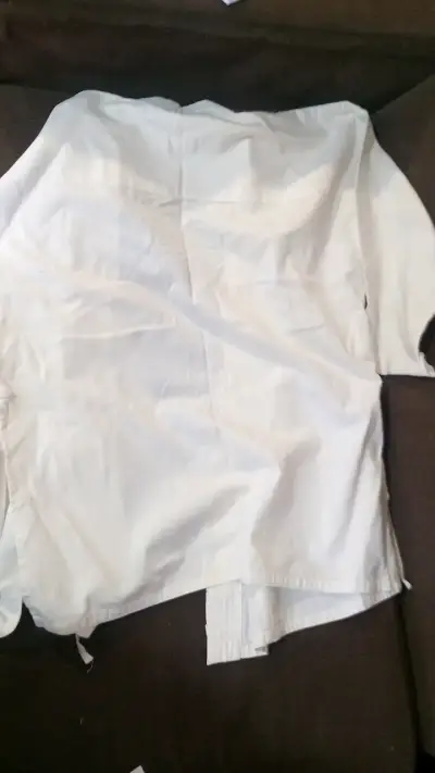 Kimono de judo blanco para entrenamiento - miniatura 4