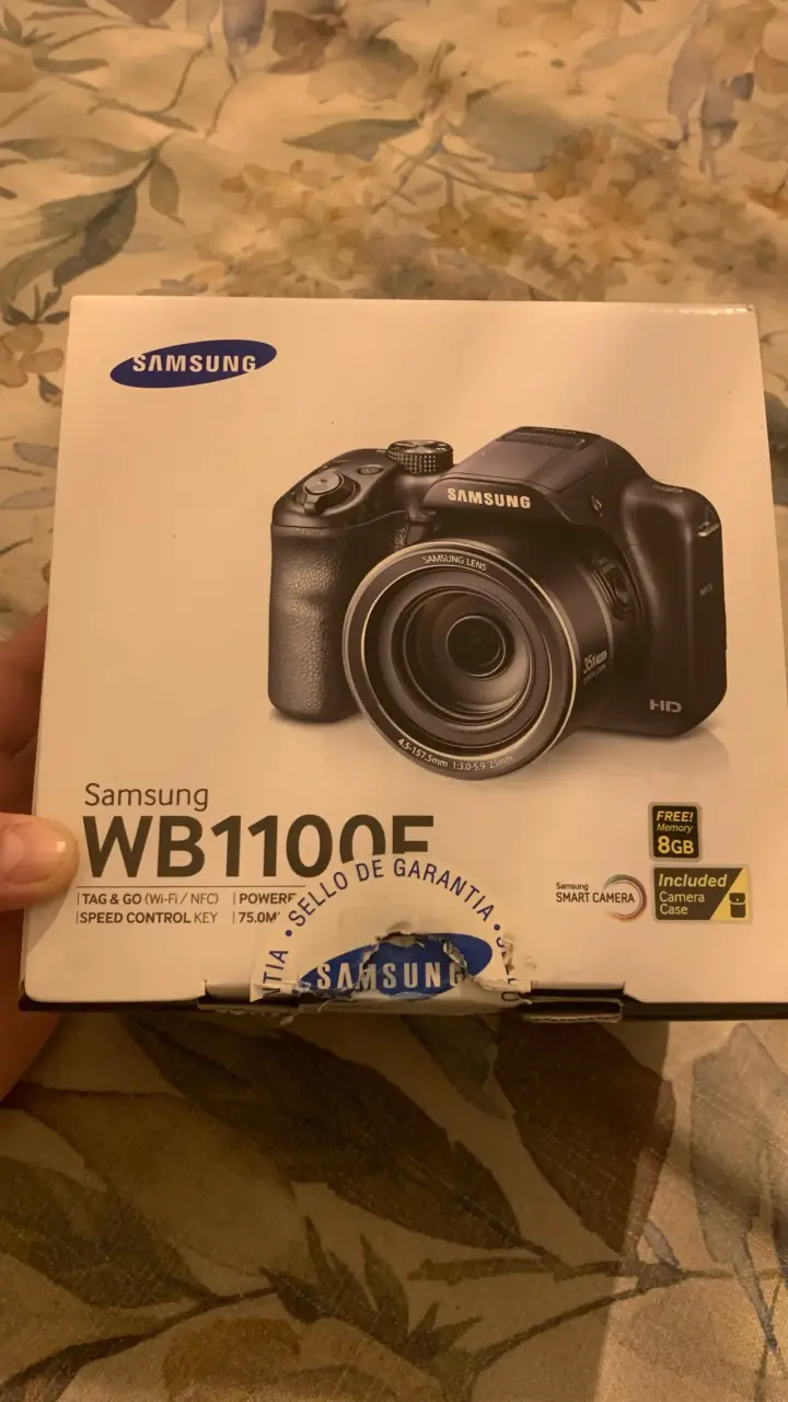 Cámara Samsung WB1100F con Wi-Fi y NFC - 1