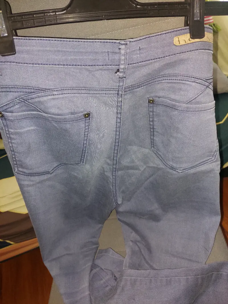 Remate jeans Freedom y calza de cuerina - 6