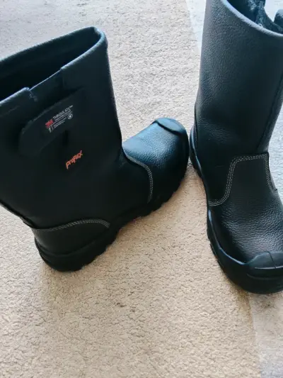 Botas de seguridad con suela antideslizante - miniatura 4
