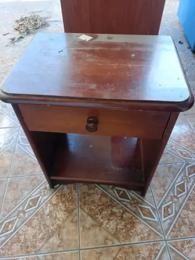 Velador de madera con cajón - miniatura 2