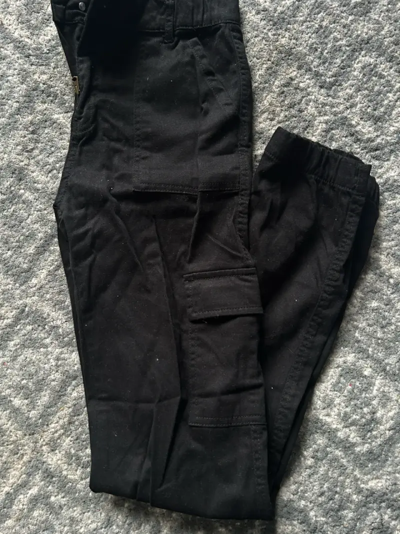 Pantalones cargo negros para niña - 4
