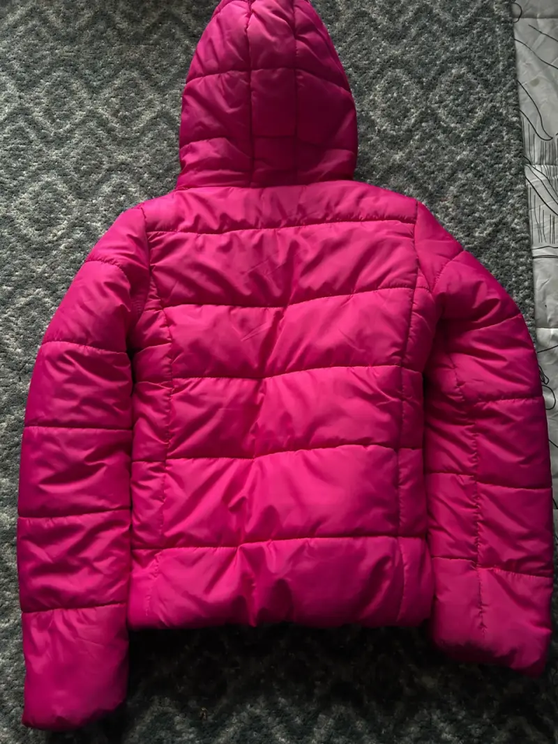 Chaqueta acolchada fucsia con capucha - 3