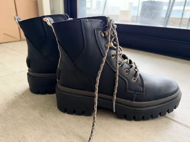 Nuevas Botines negros PRUNE de cuero con cordones - 2