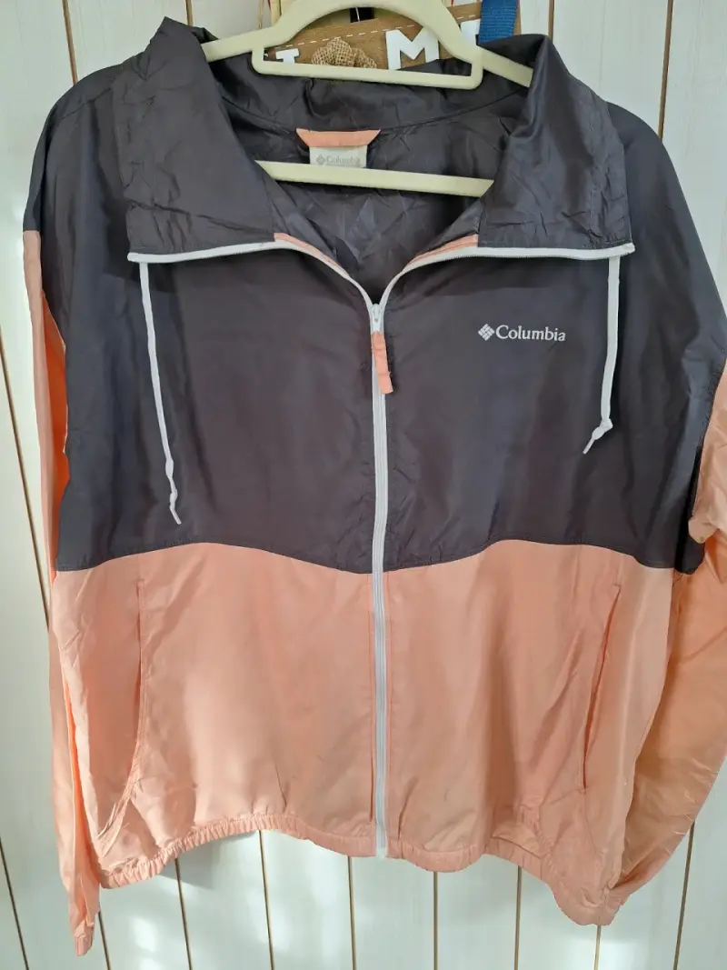 Cortaviento Columbia bicolor para mujer